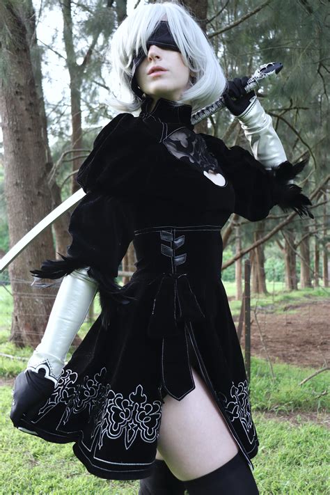 2B serves as the protagonist of Route A in NieRAutomata. . 2b cosplay porn